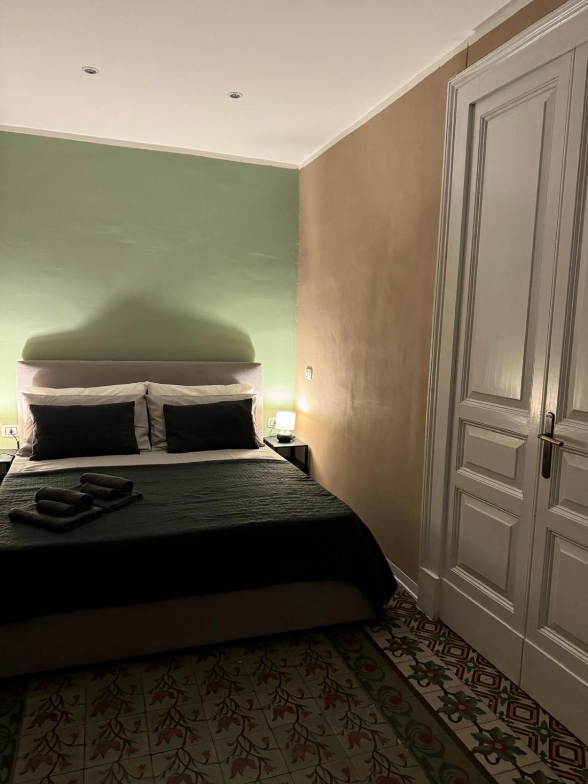 Verdi Apartments Catánia Buitenkant foto